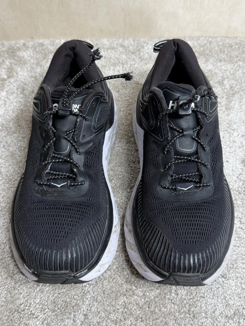 Hoka One One Men’s Bondi 7 Wide Sneakers Shoes Running in Black White 11.5 2E
